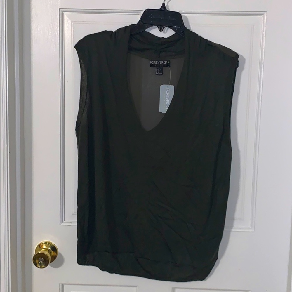 Hunter Green Top!